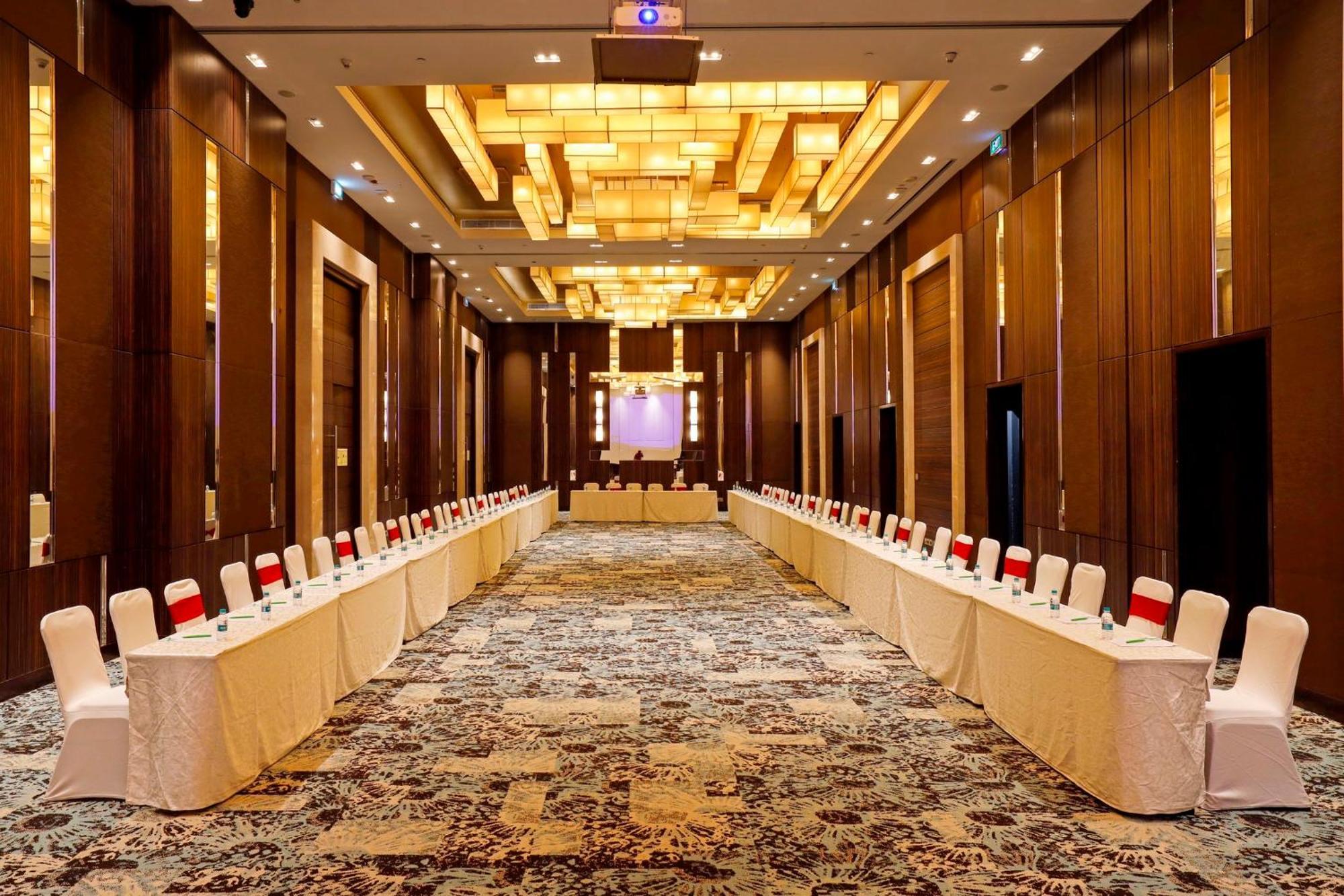 Holiday Inn Chennai Omr It Expressway By Ihg Exterior foto