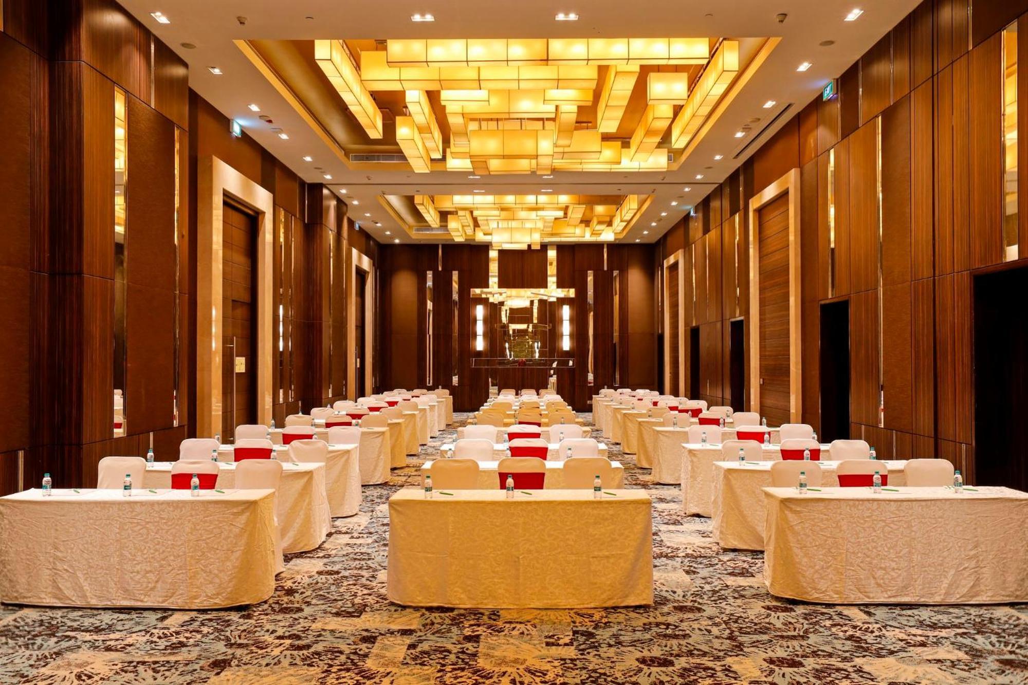 Holiday Inn Chennai Omr It Expressway By Ihg Exterior foto