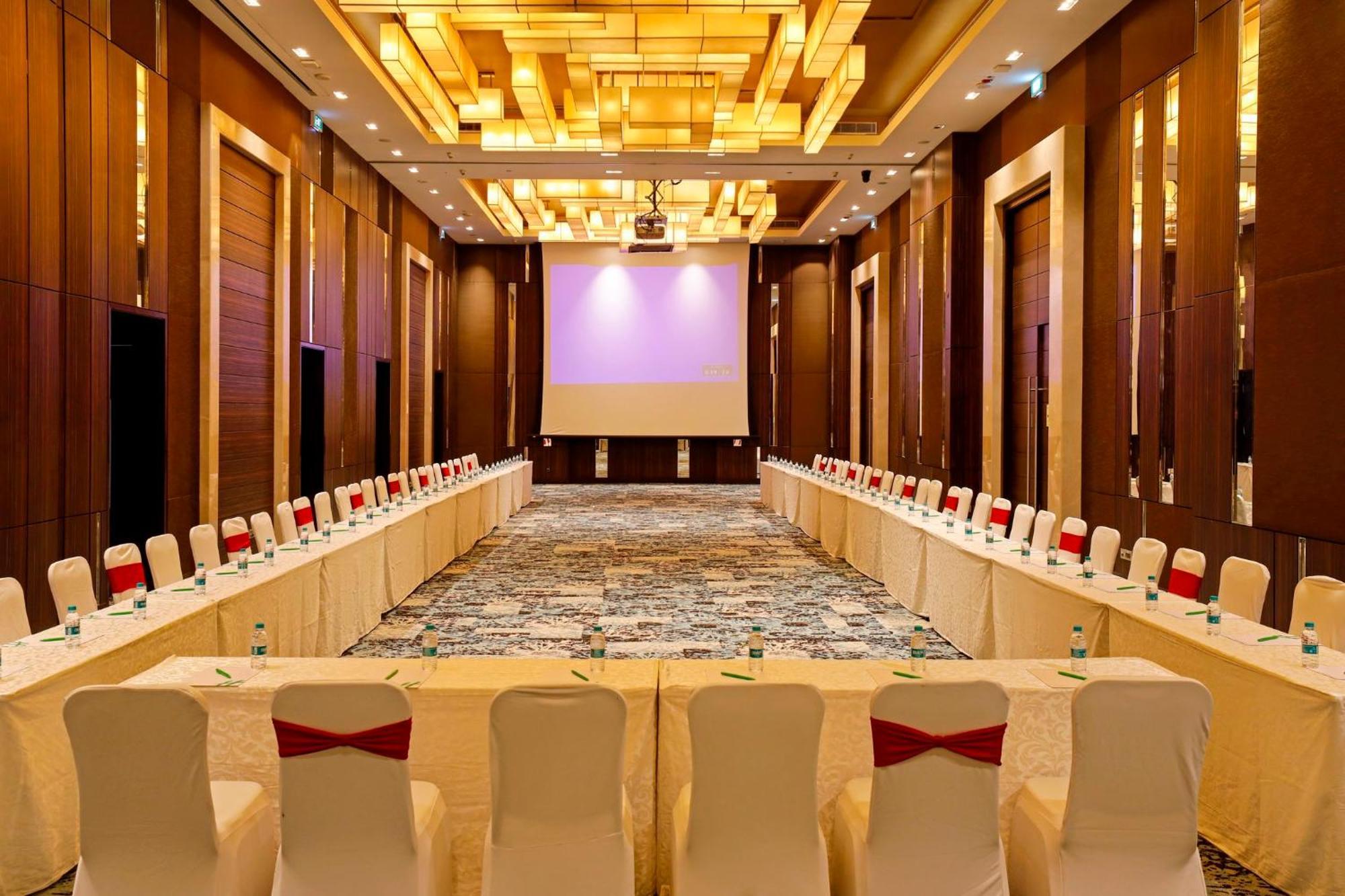 Holiday Inn Chennai Omr It Expressway By Ihg Exterior foto