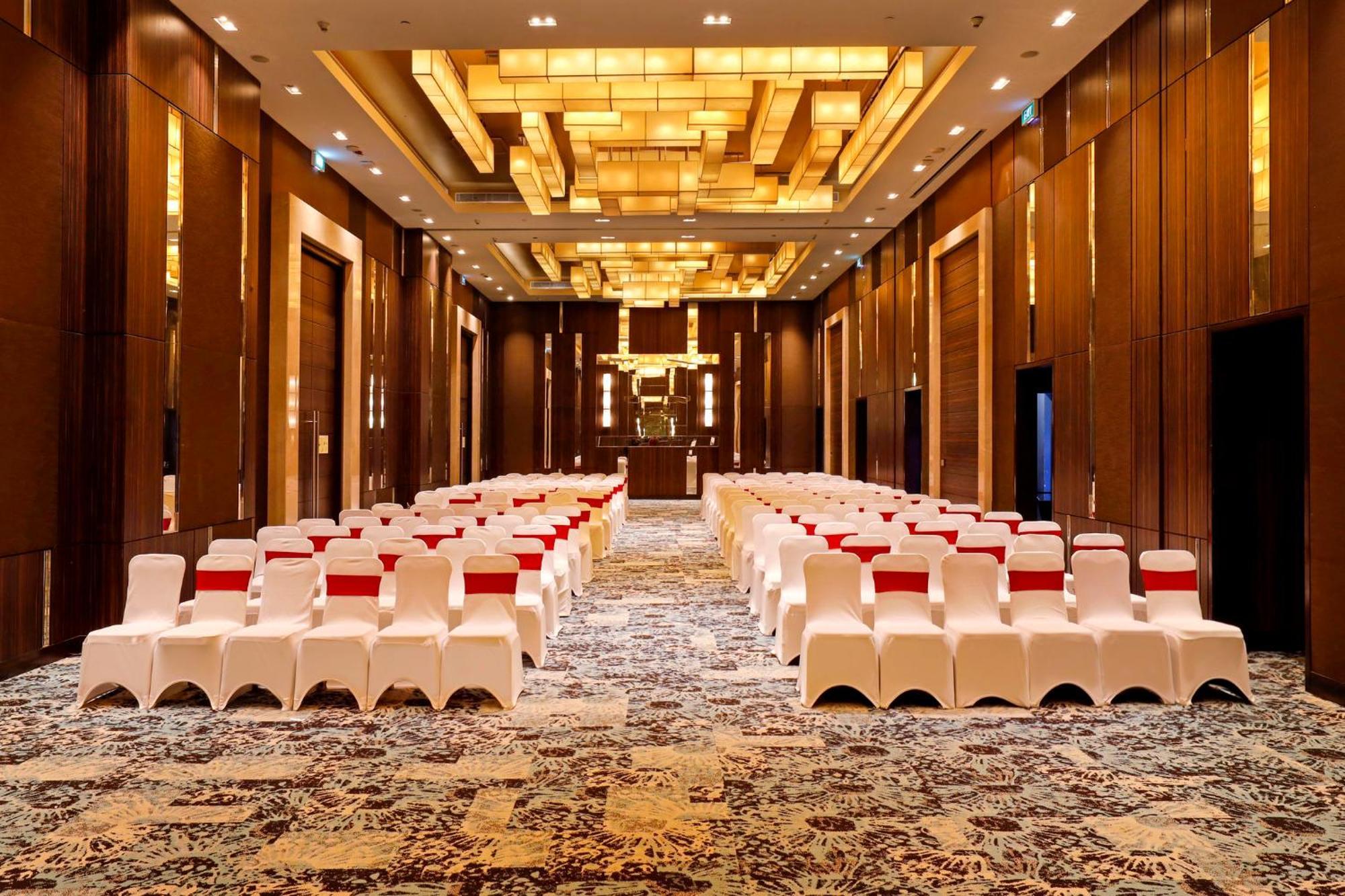Holiday Inn Chennai Omr It Expressway By Ihg Exterior foto